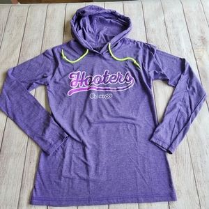 Hooters Purple Graphic Lightweight Long Sleeve Tee-shirt Hoodie Size Small